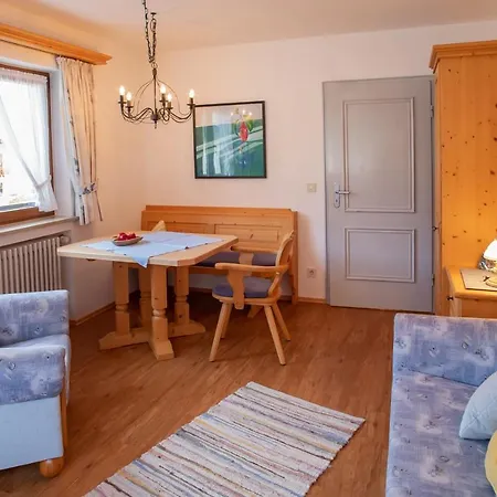 Haus St. Korbinian Апартаменты